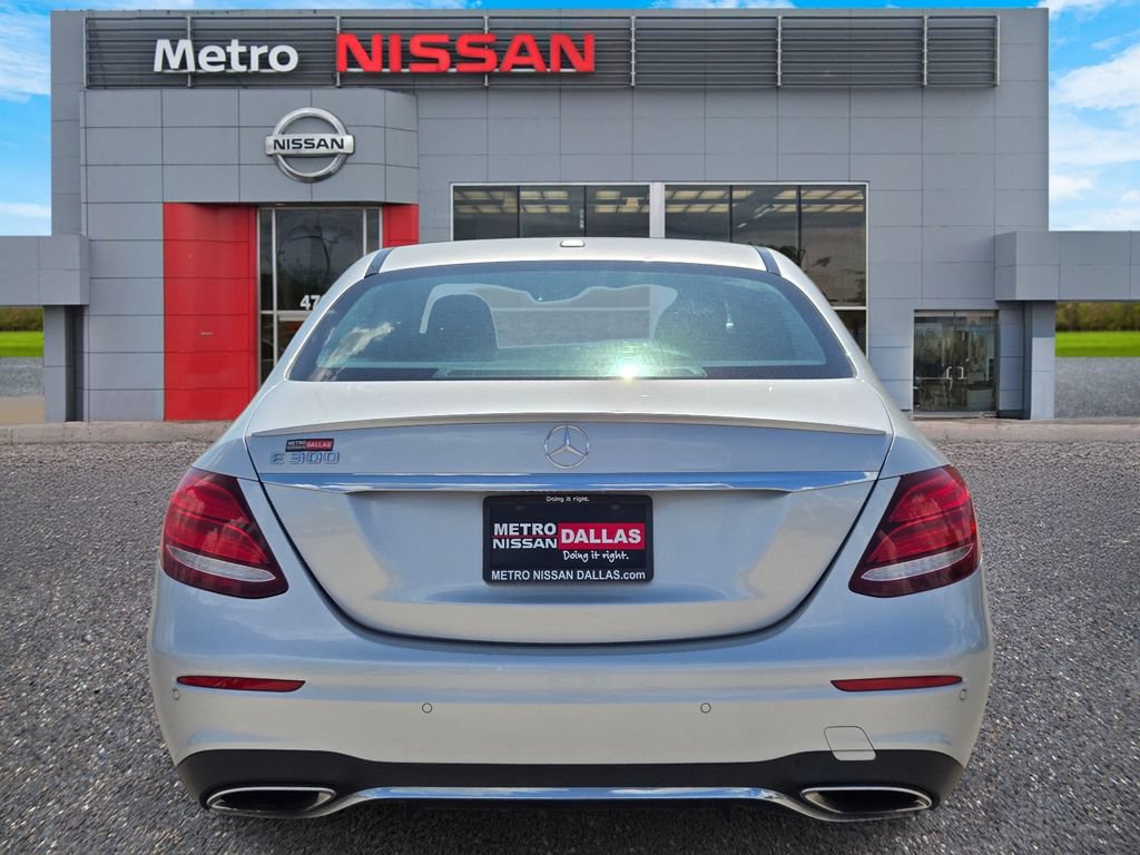 Used 2018 Mercedes-Benz E 300 image 5