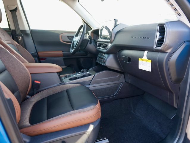 New 2025 Ford Bronco Sport Outer Banks w/ Outer Banks Tech Package+ AWD/4WD image 8