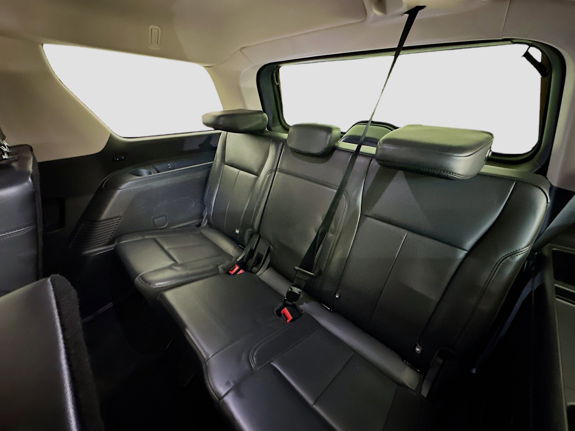 Used 2024 Ford Expedition XLT image 30