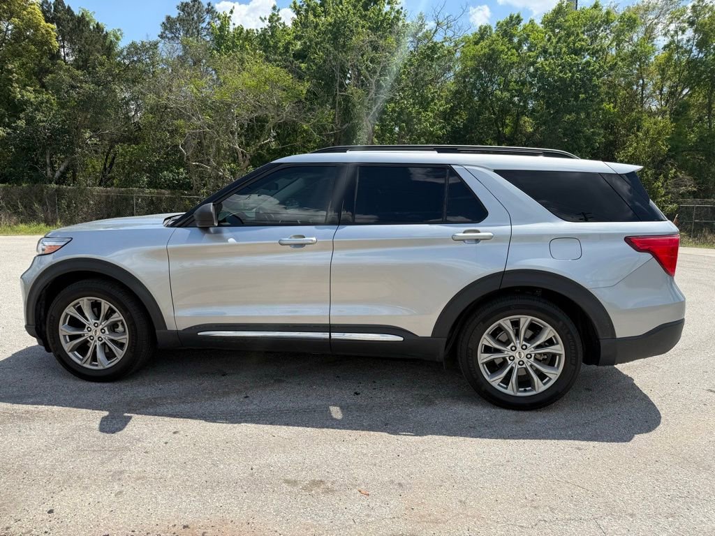 Used 2020 Ford Explorer XLT w/ Equipment Group 202A image 15