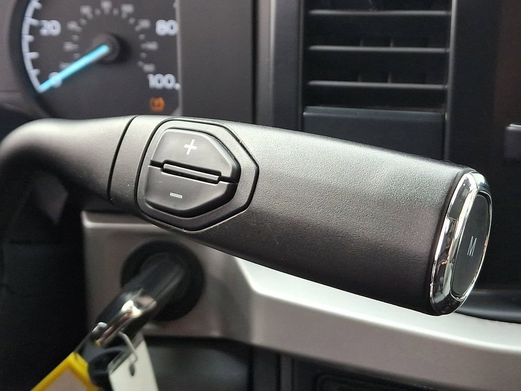 Certified 2025 Ford F250 XLT w/ Snow Plow Prep Package image 15