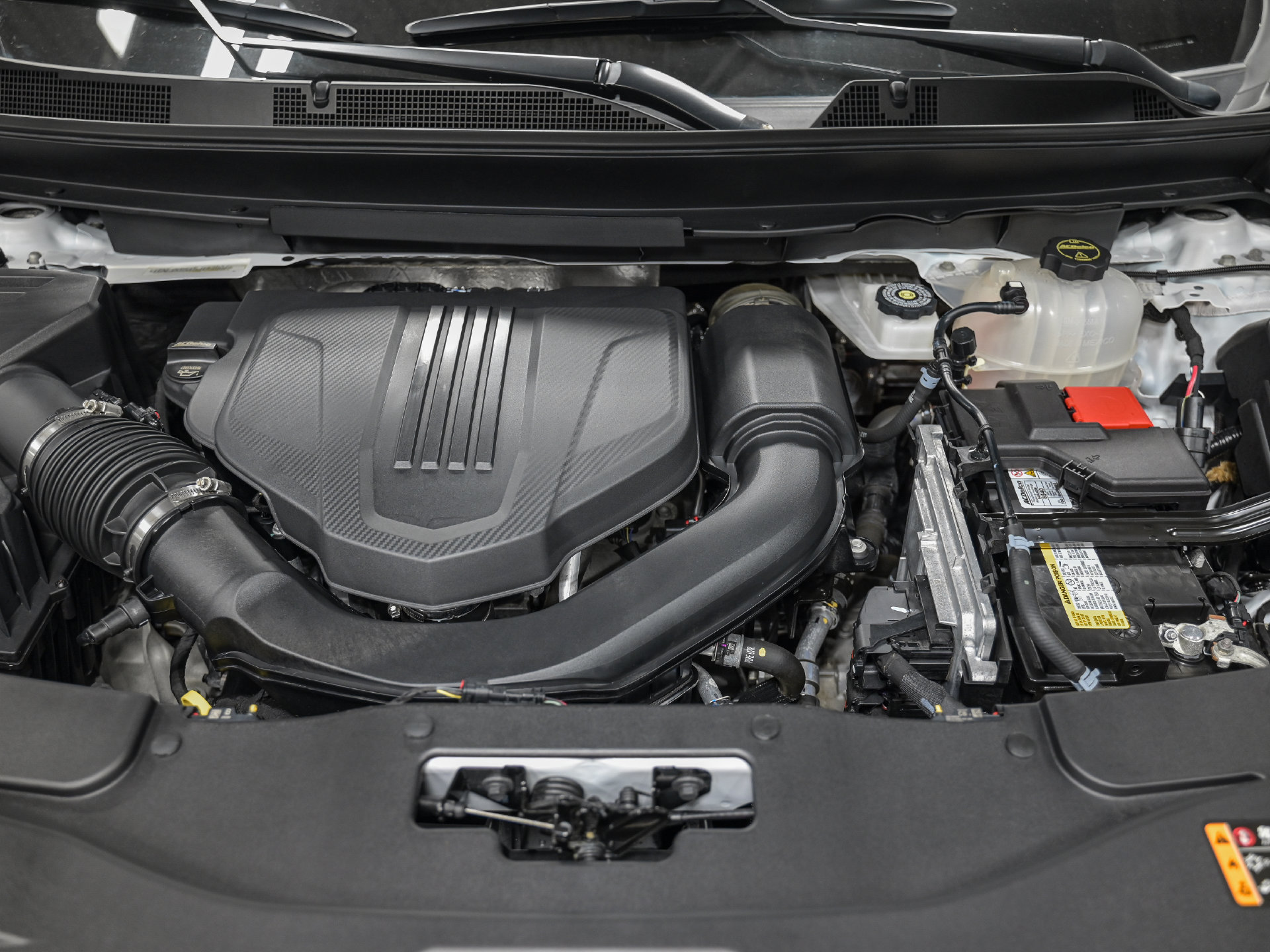 Used 2025 Chevrolet Traverse High Country AWD/4WD image 11
