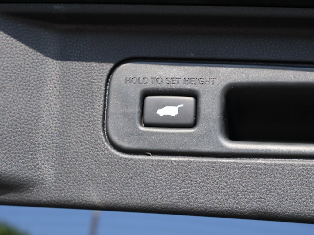 Certified 2024 Honda Pilot Elite image 16