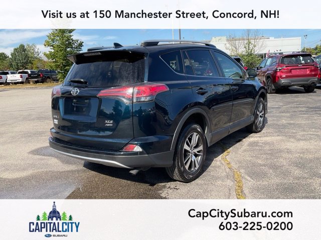 Used 2018 Toyota RAV4 XLE AWD/4WD image 7
