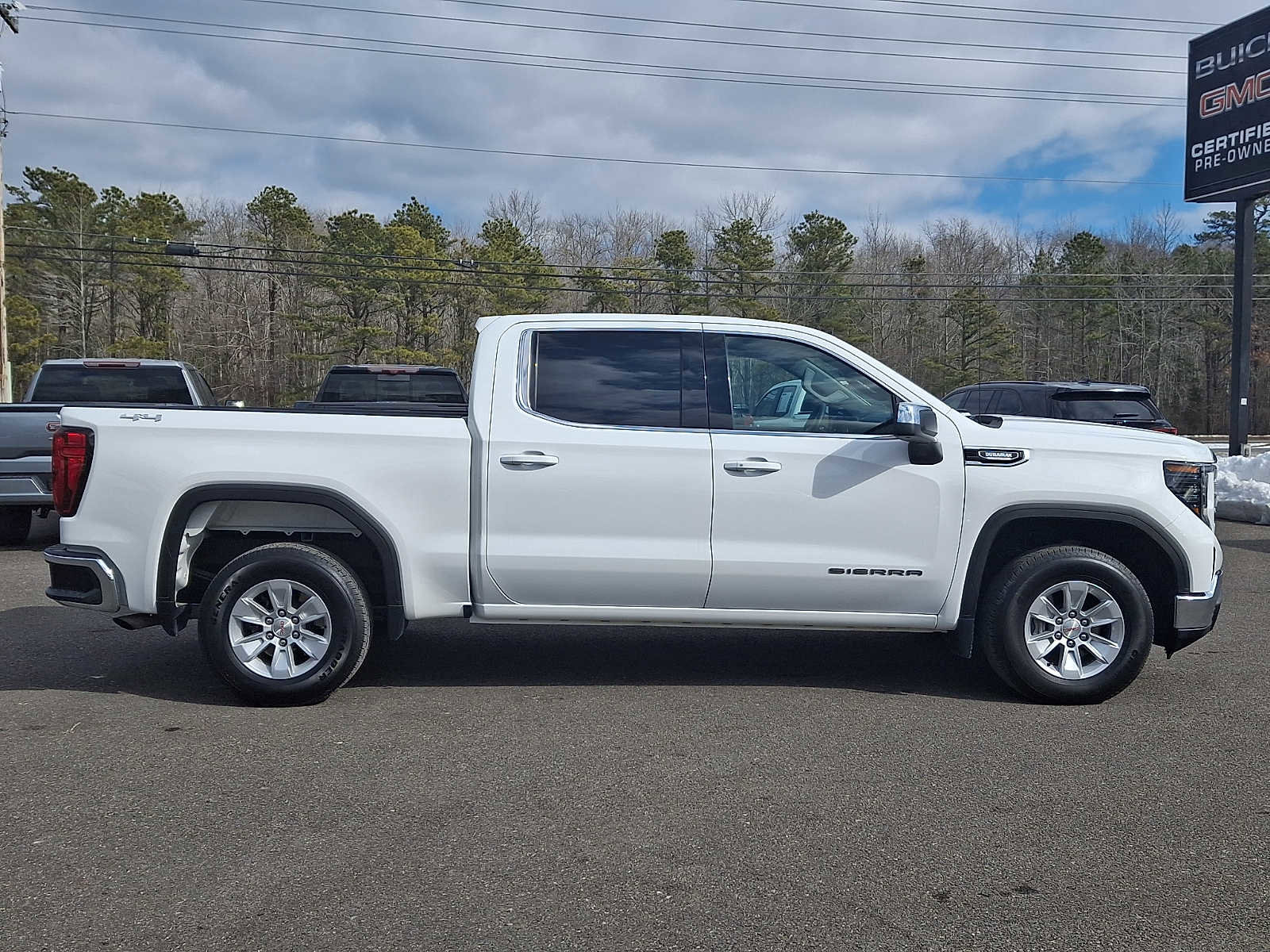 Certified 2023 GMC Sierra 1500 SLE image 7