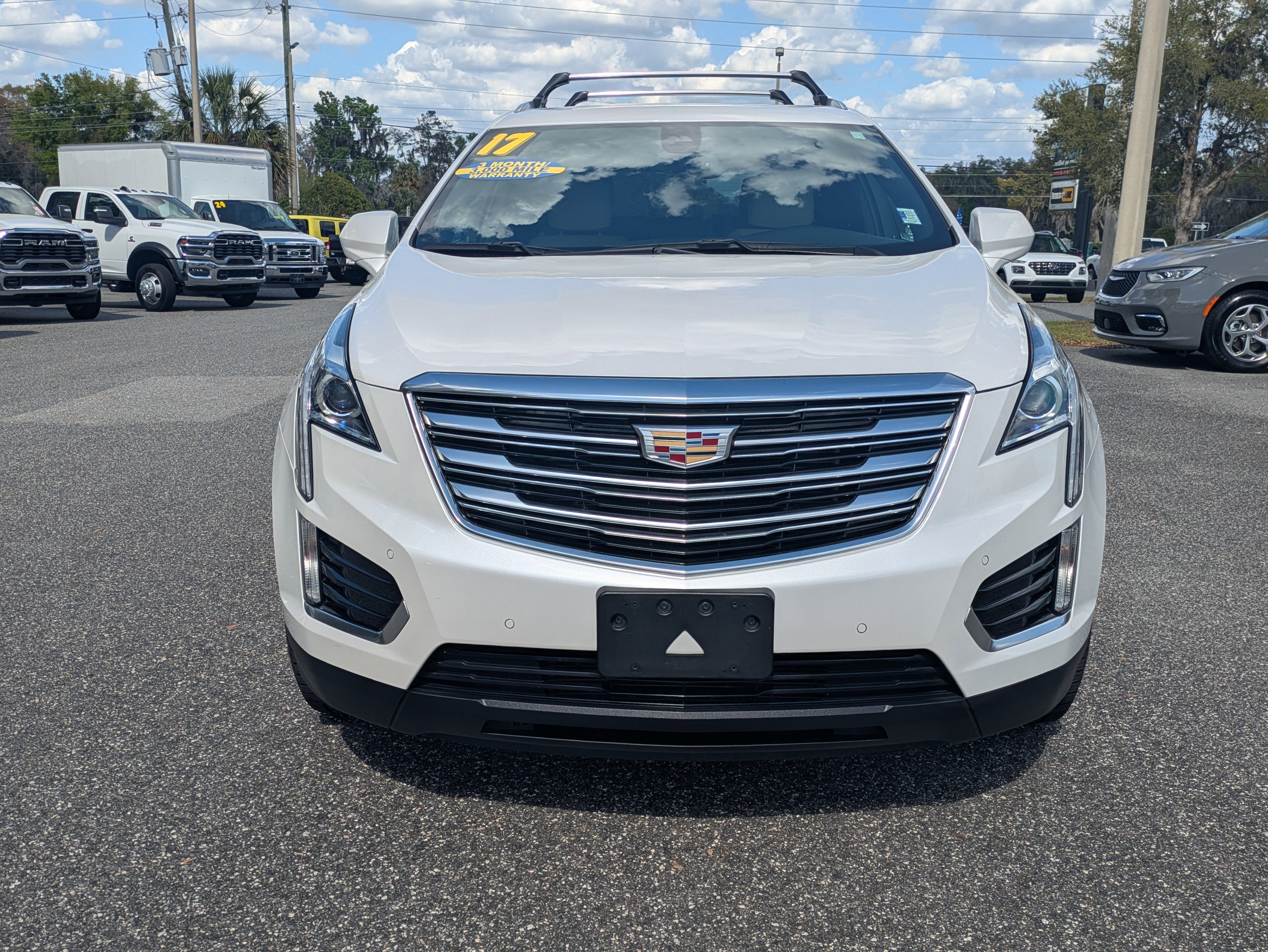 Used 2017 Cadillac XT5 Luxury w/ Driver Awareness Package image 9