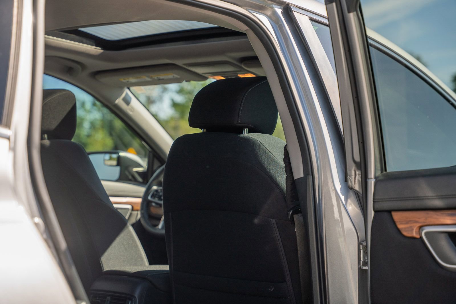 Used 2018 Honda CR-V EX image 15