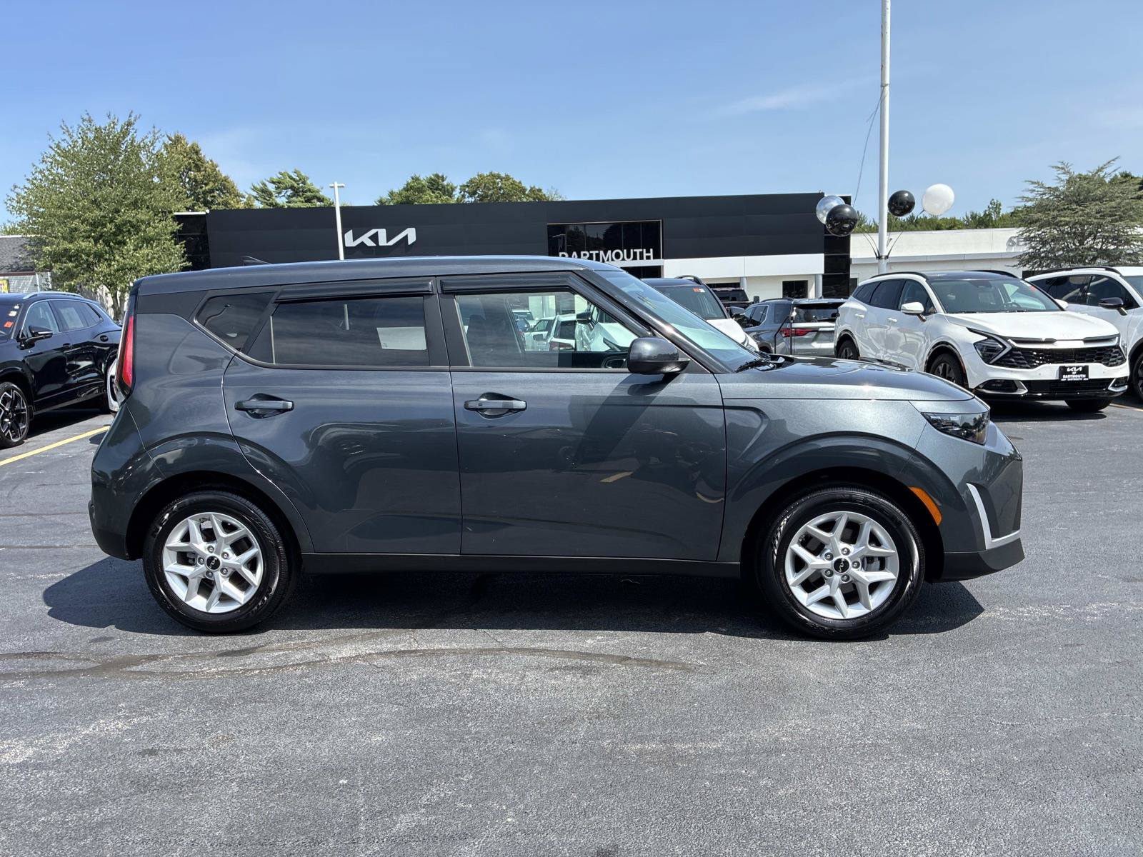 Used 2025 Kia Soul S FWD image 8