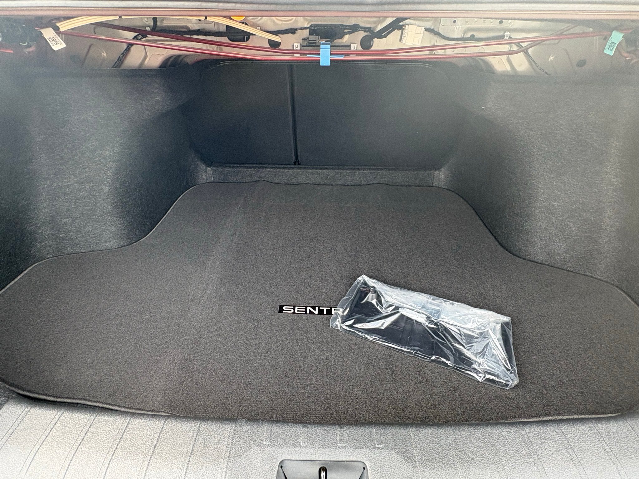New 2027 Nissan Sentra SV w/ SV Convenience Package FWD image 27