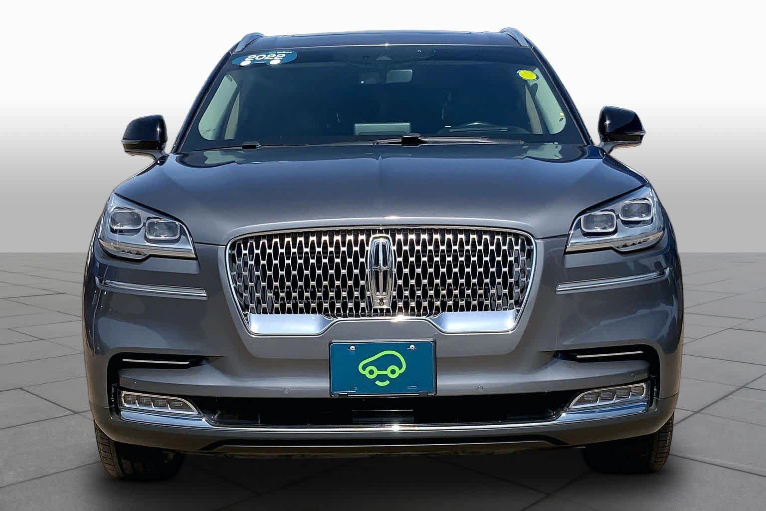 Used 2022 Lincoln Aviator Reserve w/ Equipment Group 201A AWD/4WD image 4