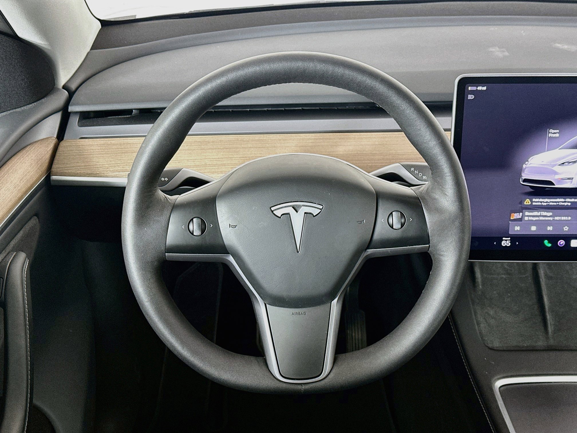 Used 2024 Tesla Model Y Long Range AWD/4WD image 17