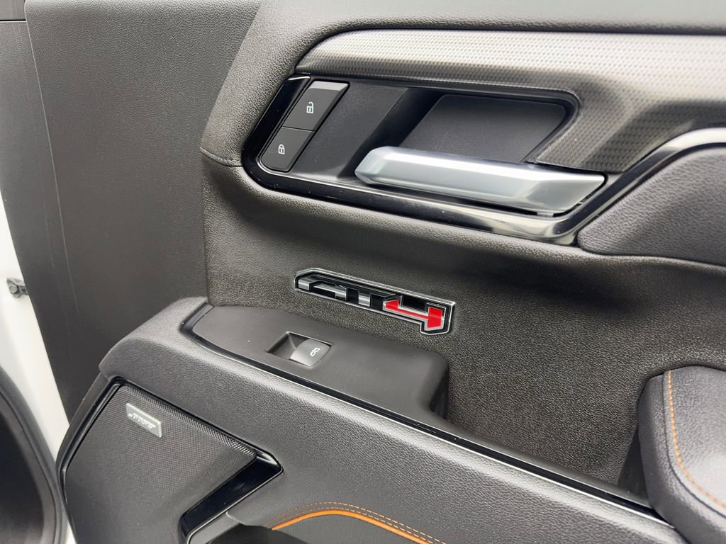 Used 2025 GMC Sierra 1500 AT4 image 51