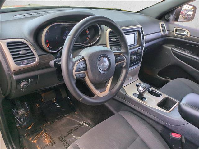 Used 2015 Jeep Grand Cherokee Laredo w/ Quick Order Package 23E image 10