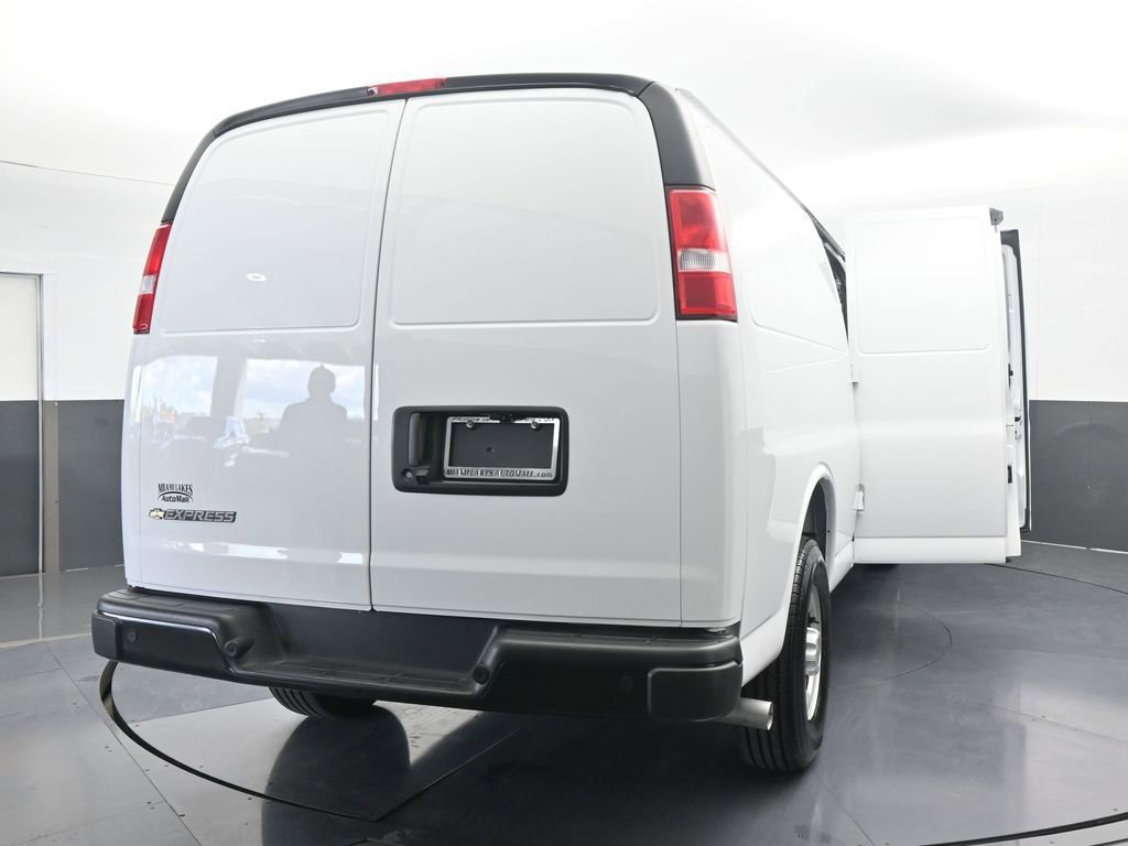 New 2025 Chevrolet Express 3500 Extended w/ Driver Convenience Package RWD image 68