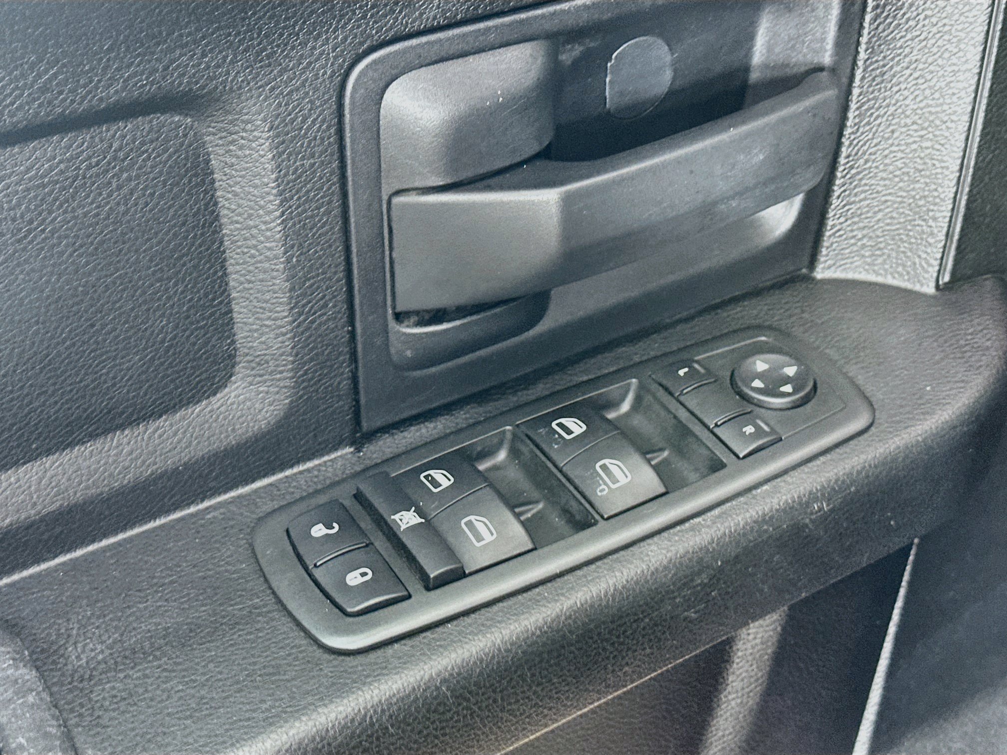 Used 2014 RAM 1500 Express AWD/4WD image 21