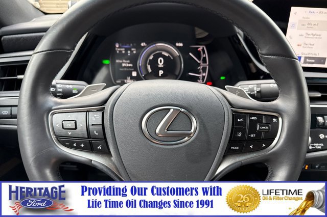 Used 2025 Lexus ES 300h w/ Premium Package image 23