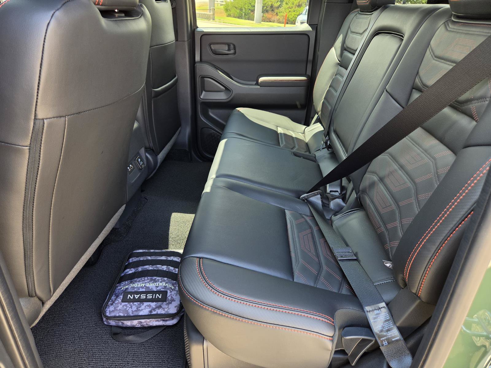 New 2027 Nissan Frontier PRO-4X w/ Pro Premium Package AWD/4WD image 15