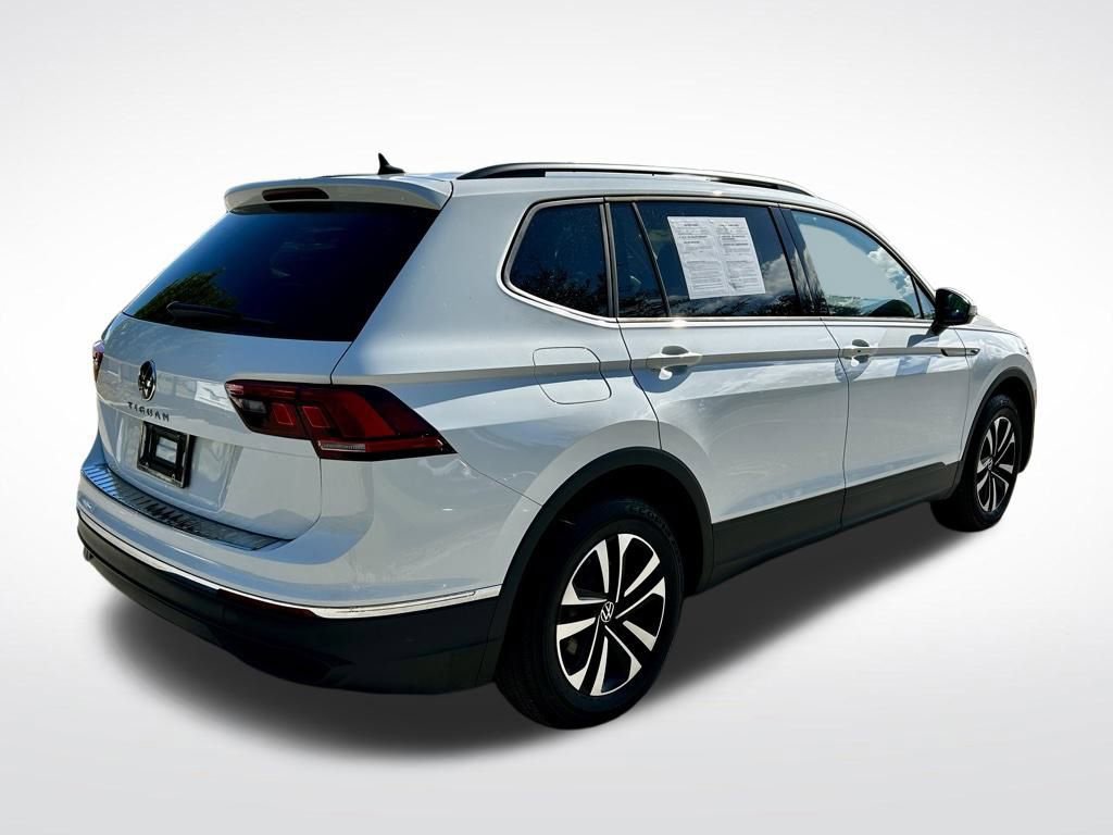 Used 2024 Volkswagen Tiguan S image 5