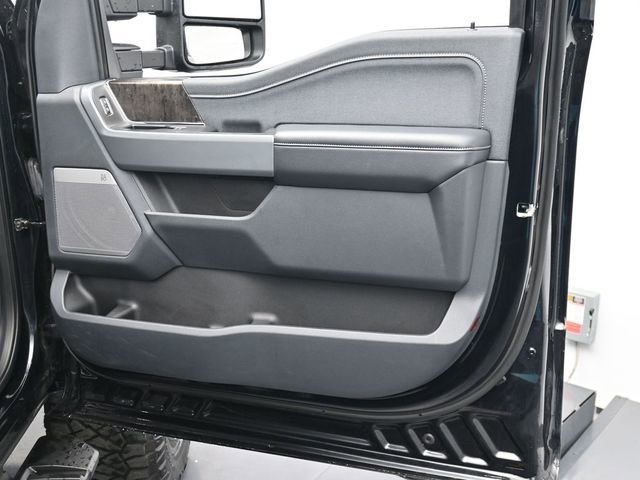 Used 2024 Ford F350 Lariat w/ Lariat Ultimate Package image 29