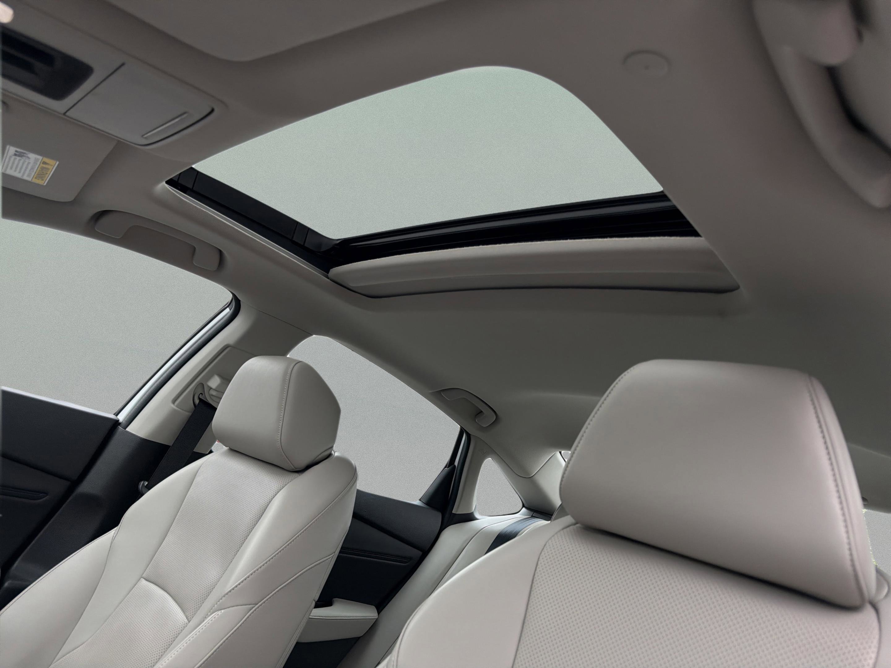 Used 2024 Honda Accord Touring image 27