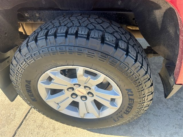 Used 2018 GMC Canyon Denali image 17