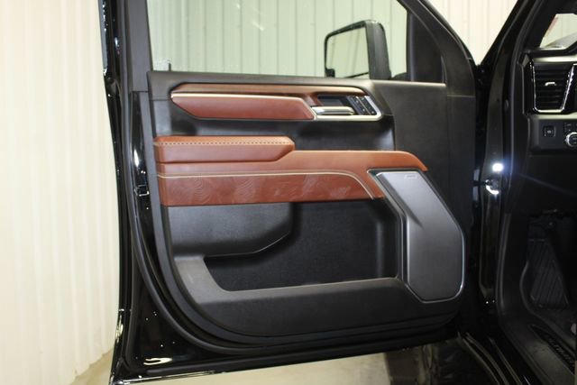 Used 2025 GMC Sierra 2500 Denali Ultimate AWD/4WD image 11