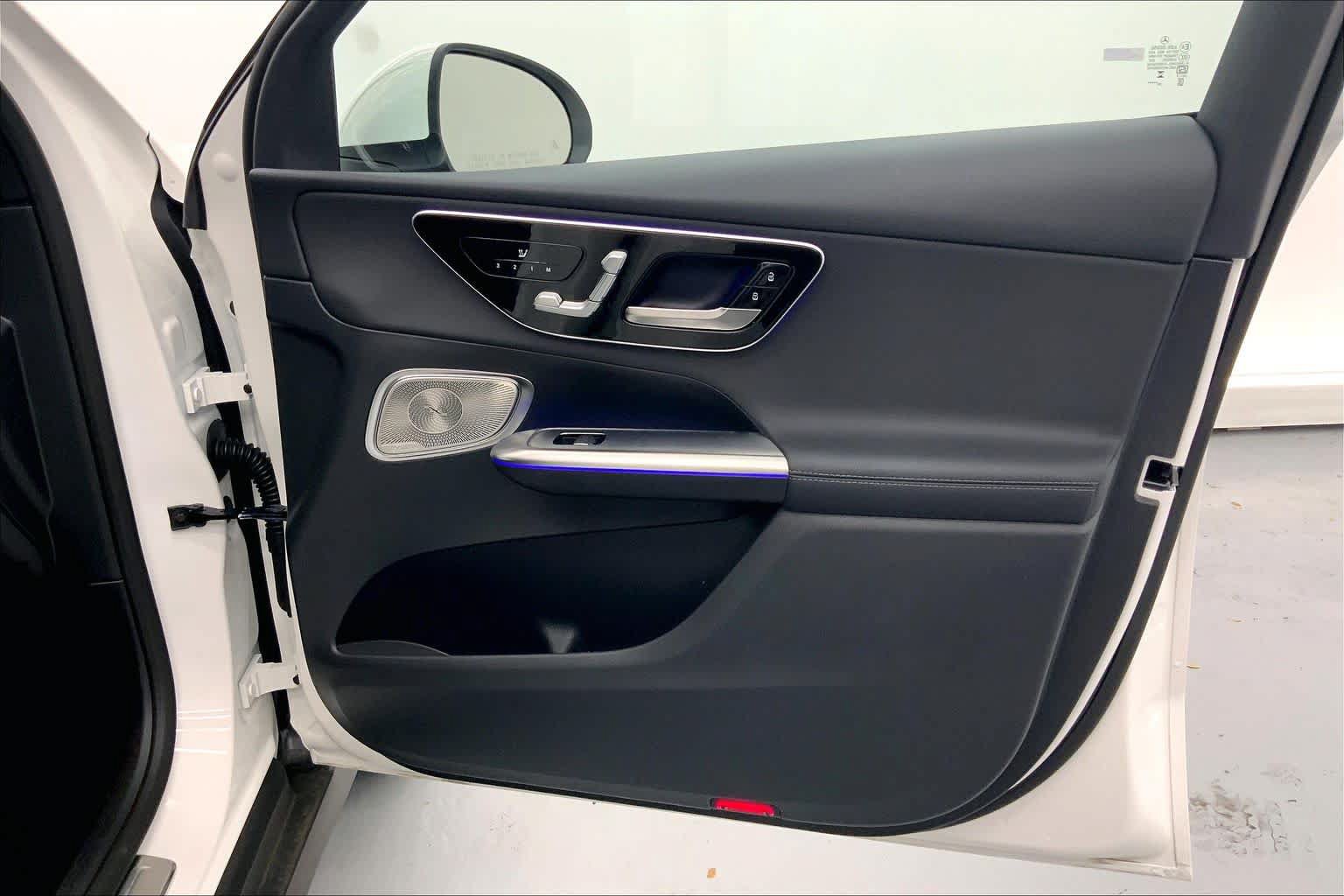 Used 2026 Mercedes-Benz GLC 300 image 9