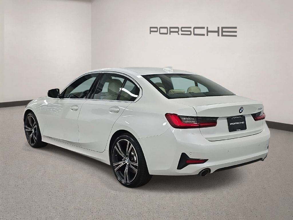 Used 2020 BMW 330i Sedan w/ Convenience Package RWD image 3