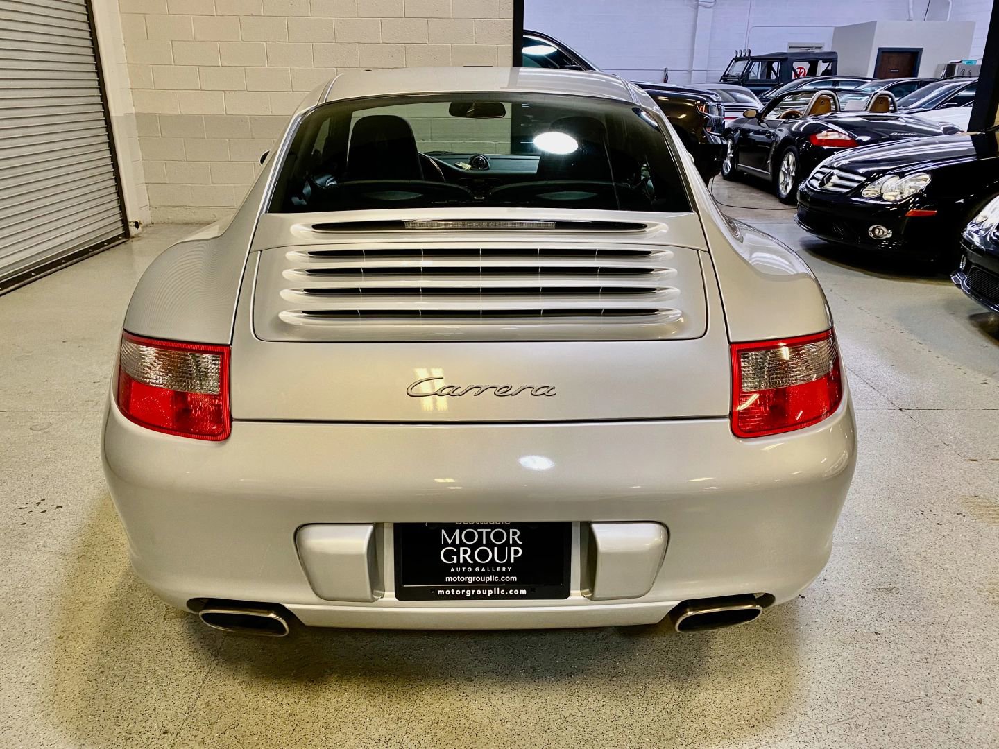 Used 2005 Porsche 911 Carrera RWD image 9