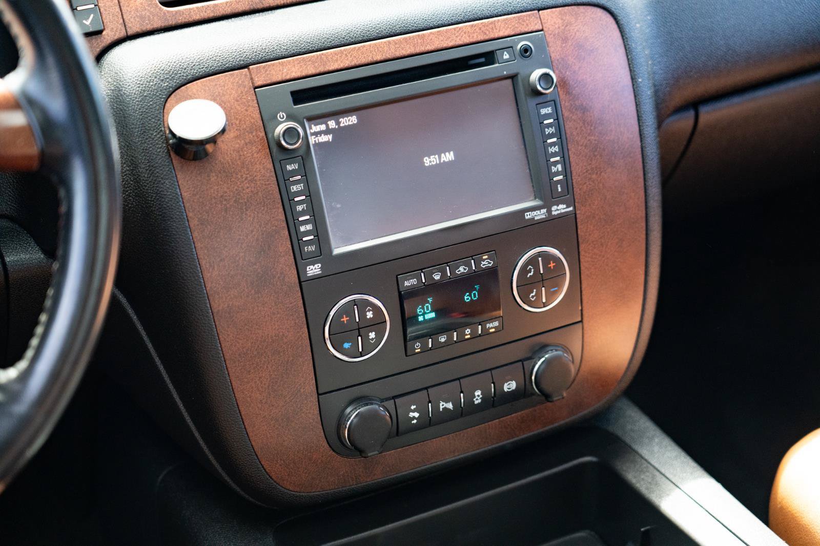 Used 2013 Chevrolet Silverado 2500 LTZ AWD/4WD image 21