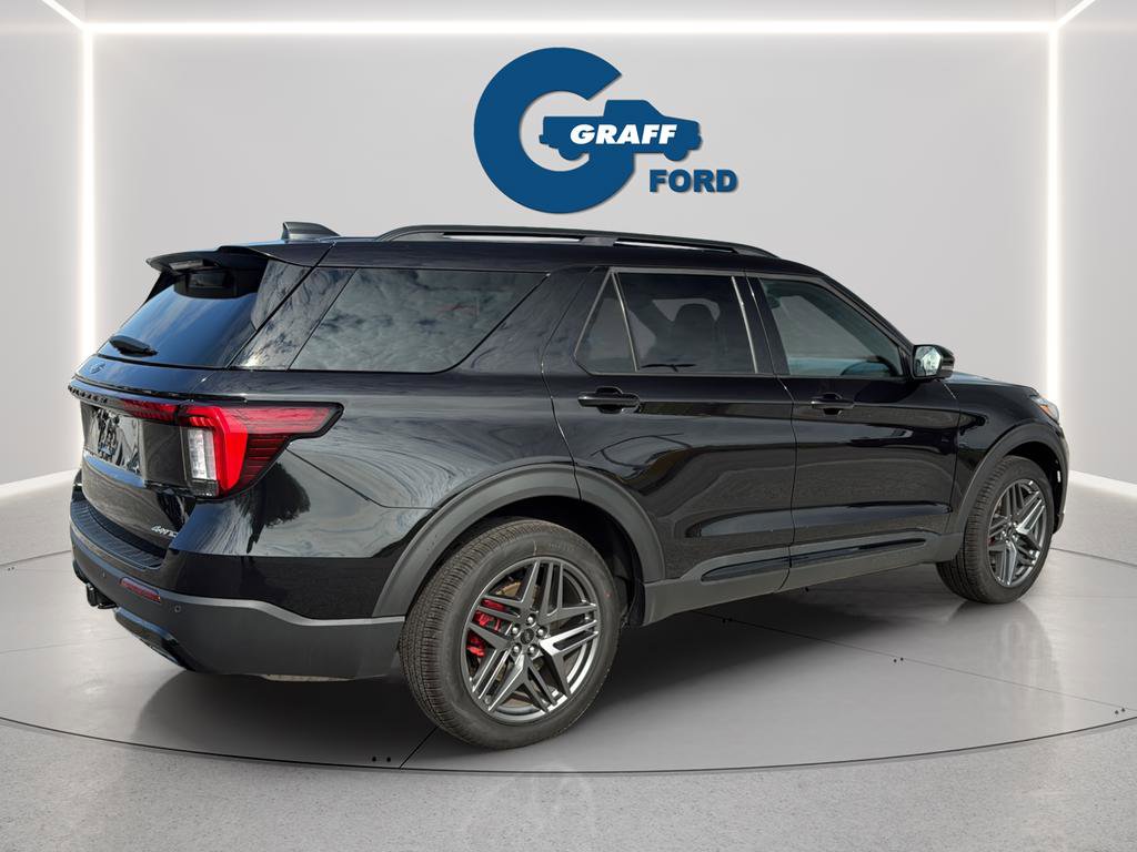 Used 2026 Ford Explorer ST-Line w/ ST-Line Street Pack AWD/4WD image 7