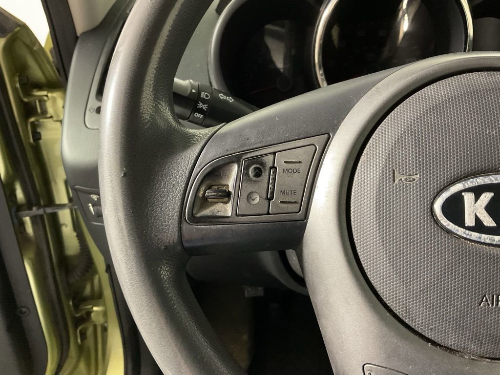 Used 2010 Kia Soul + w/ Audio Pkg image 20