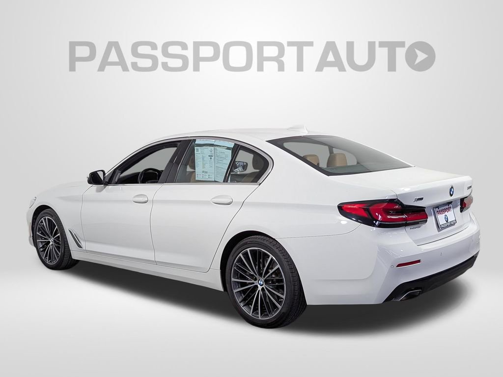 Certified 2023 BMW 530i xDrive w/ Premium Package AWD/4WD image 3
