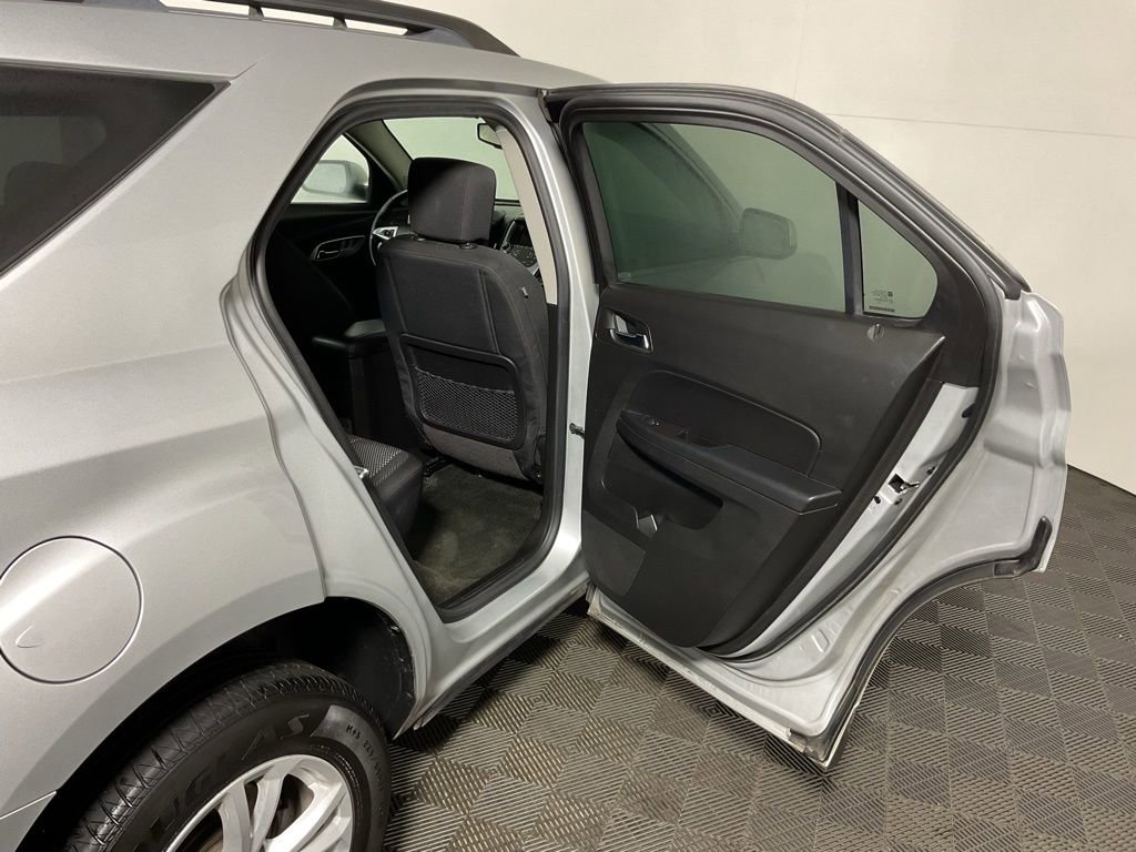 Used 2016 Chevrolet Equinox LT w/ Convenience Package image 31