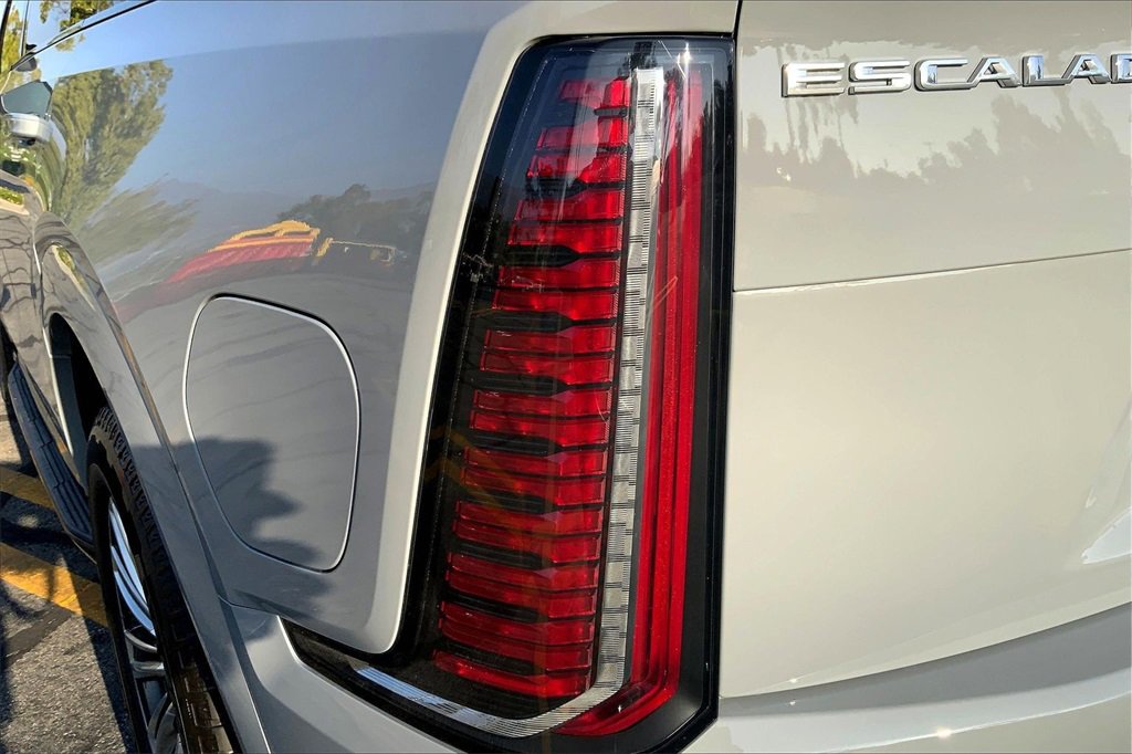 New 2026 Cadillac Escalade IQ Sport 1 image 15