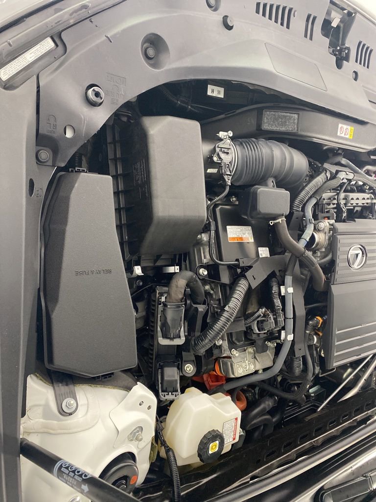 Certified 2023 Lexus ES 300h w/ Premium Package image 36