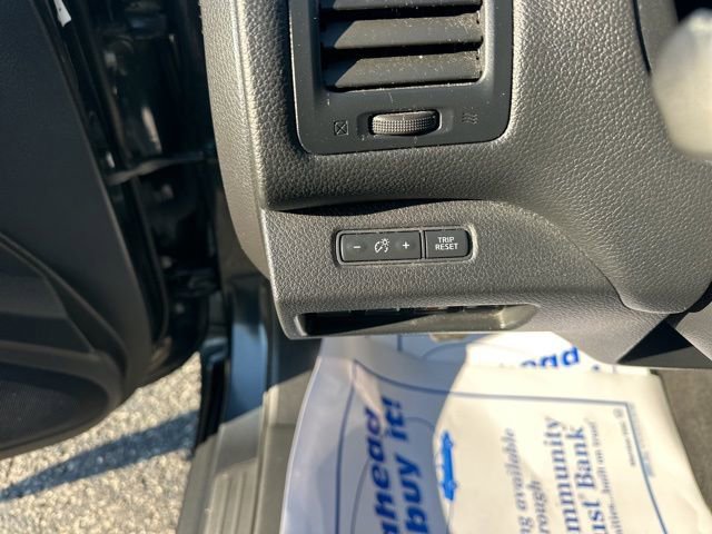 Used 2013 Nissan Altima 2.5 SL w/ Technology Pkg image 10