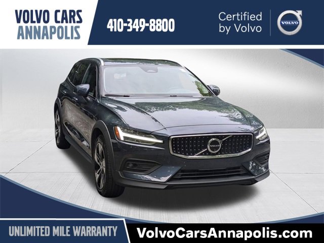 Certified 2024 Volvo V60 B5 Cross Country Plus