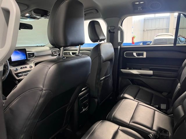 Used 2023 Ford Explorer XLT w/ Equipment Group 202A image 17