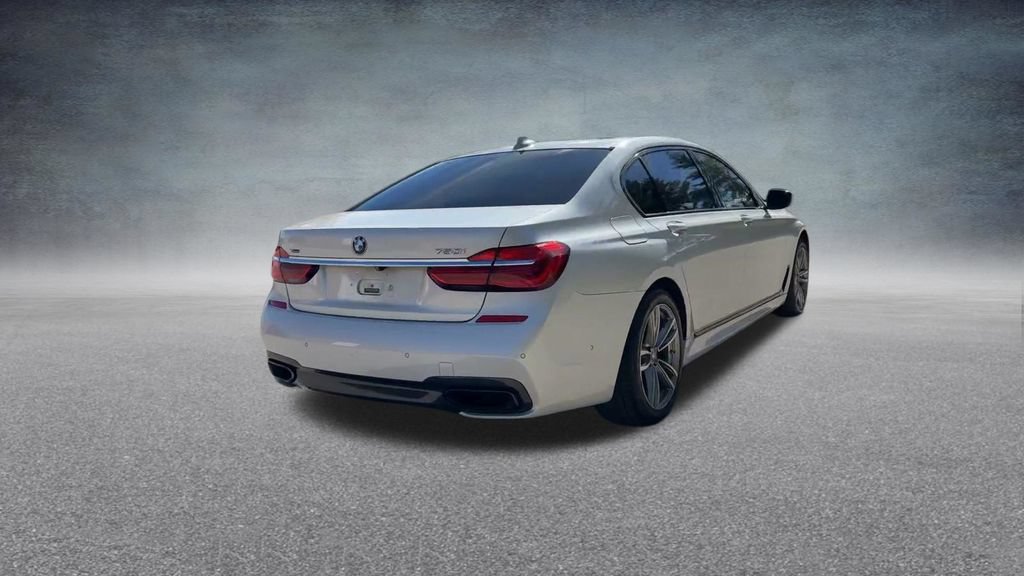 Used 2016 BMW 750i xDrive AWD/4WD image 22