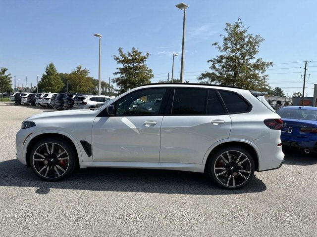 New 2026 BMW X5 M60i image 6