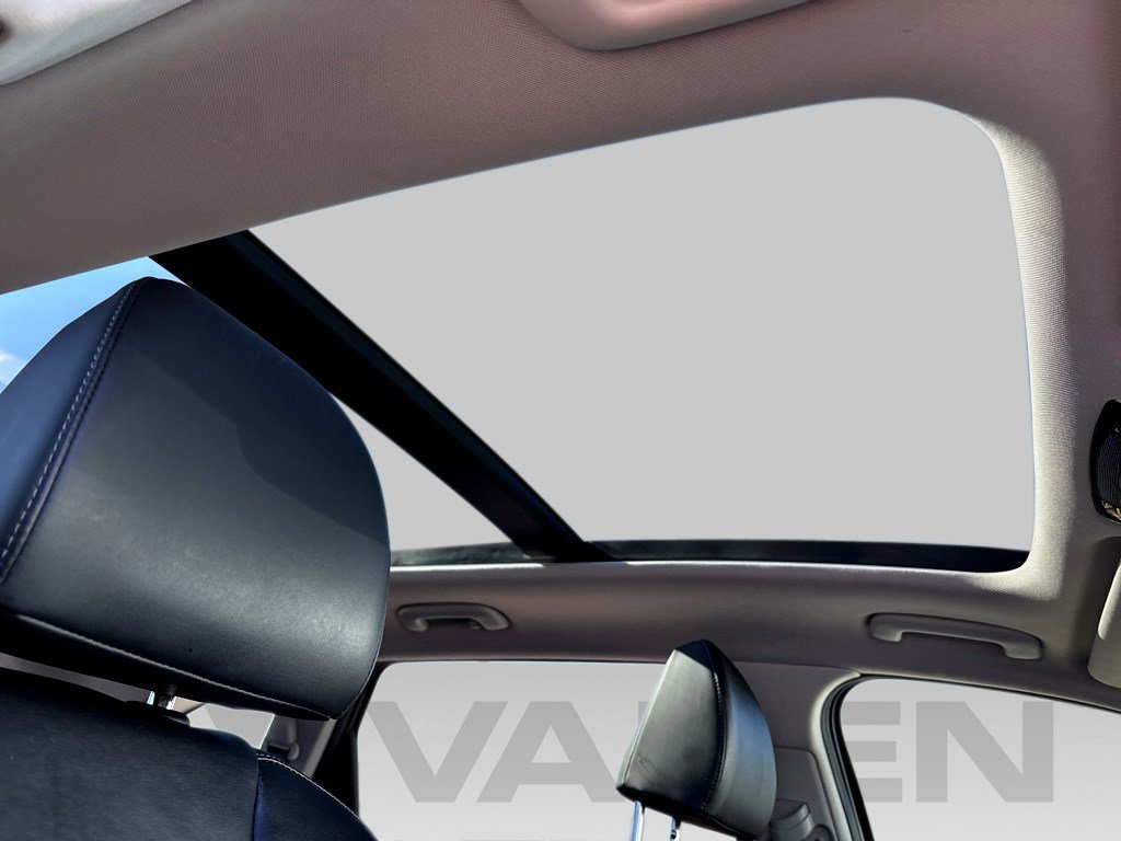 Used 2024 Kia Sorento SX image 10