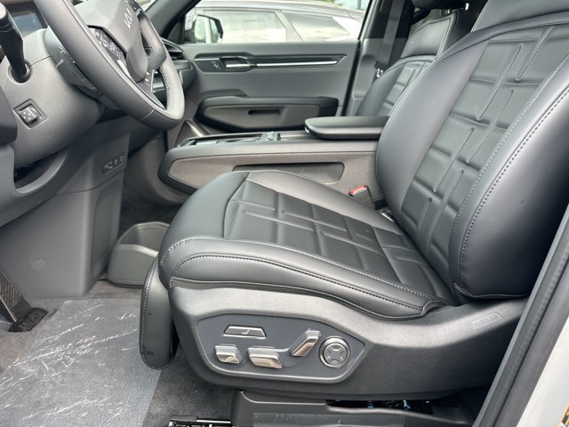 New 2027 Kia EV9 Land AWD/4WD image 3