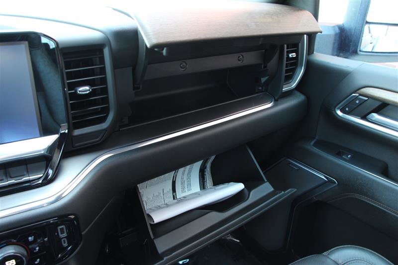 Used 2024 Chevrolet Silverado 2500 High Country w/ High Country Premium Package image 47