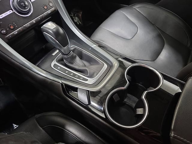 Used 2016 Ford Fusion Titanium FWD image 23