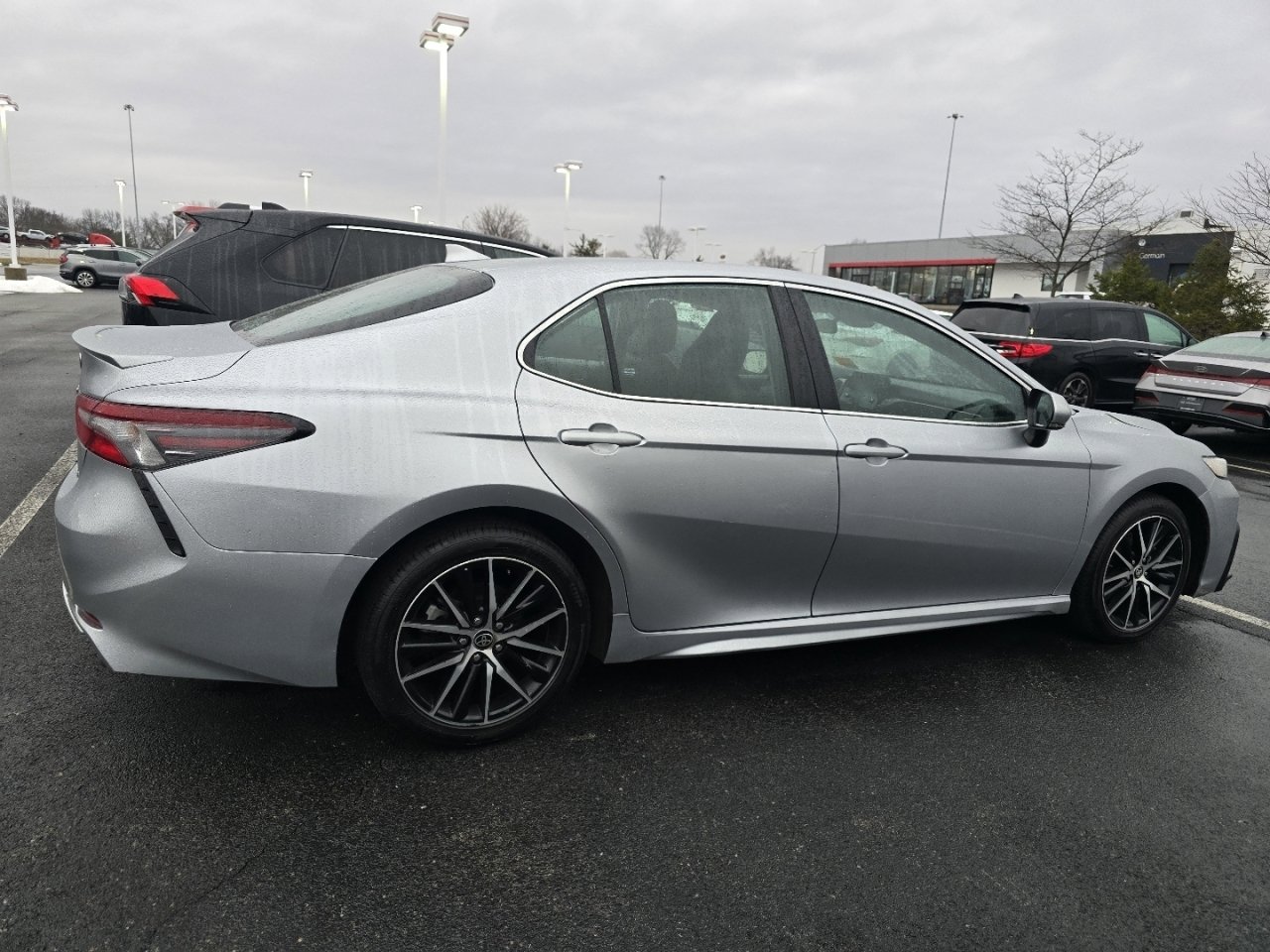 Certified 2024 Toyota Camry SE image 8