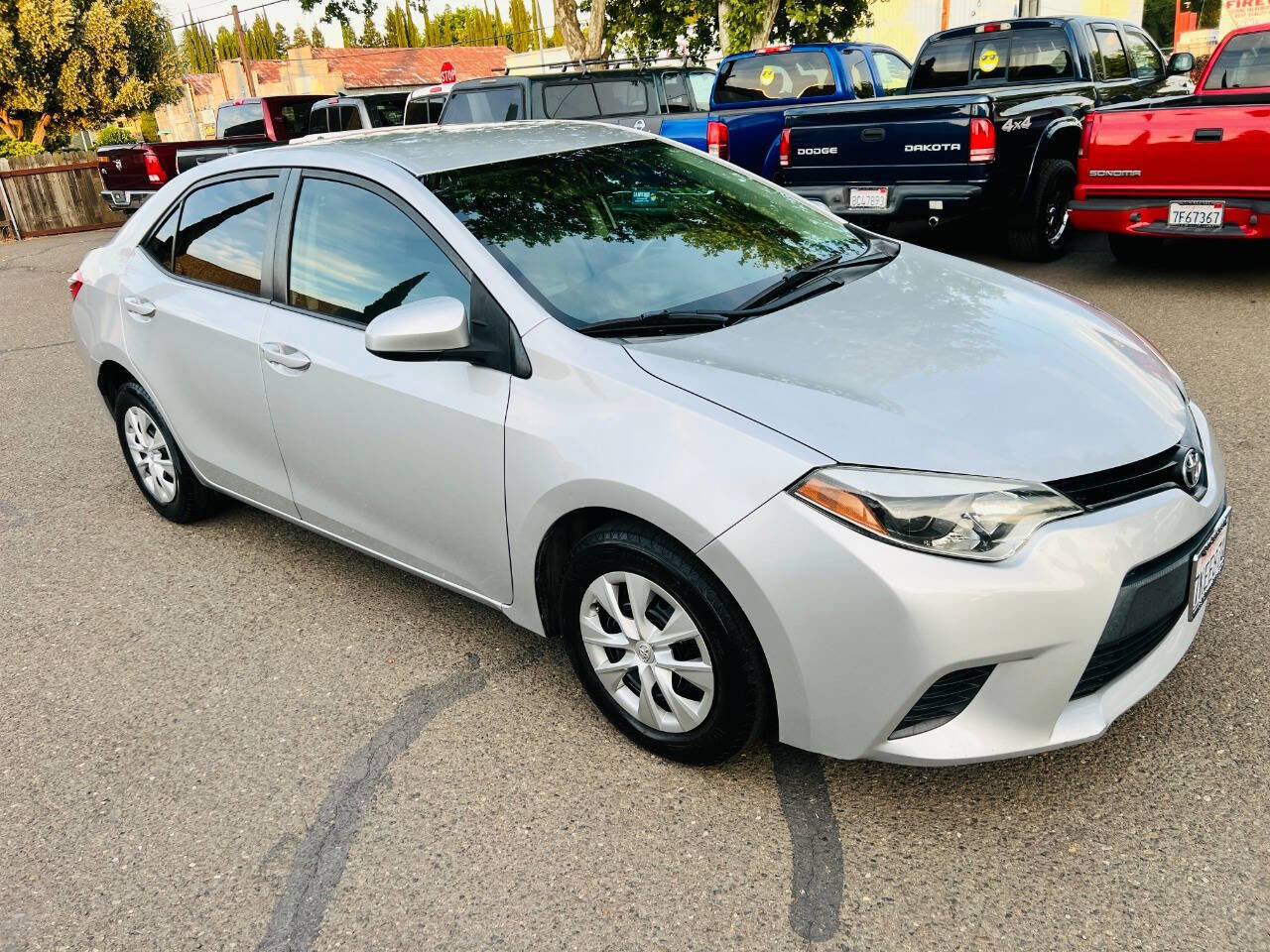 Used 2015 Toyota Corolla L FWD image 2