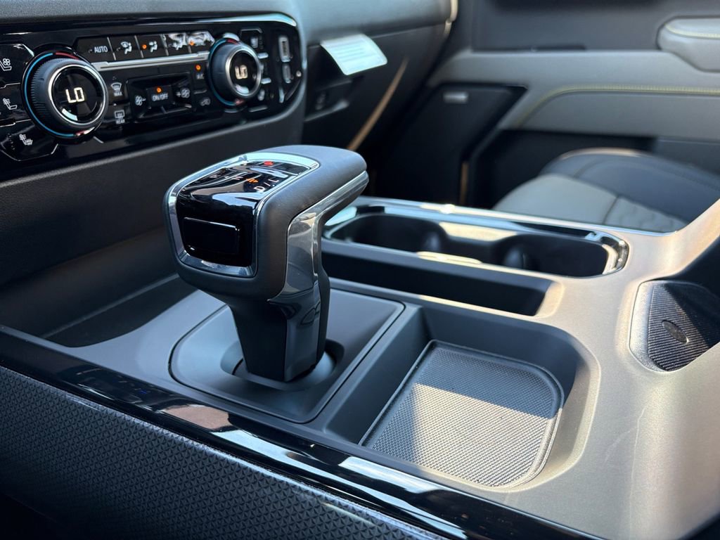 New 2025 Chevrolet Silverado 1500 ZR2 w/ Technology Package image 32