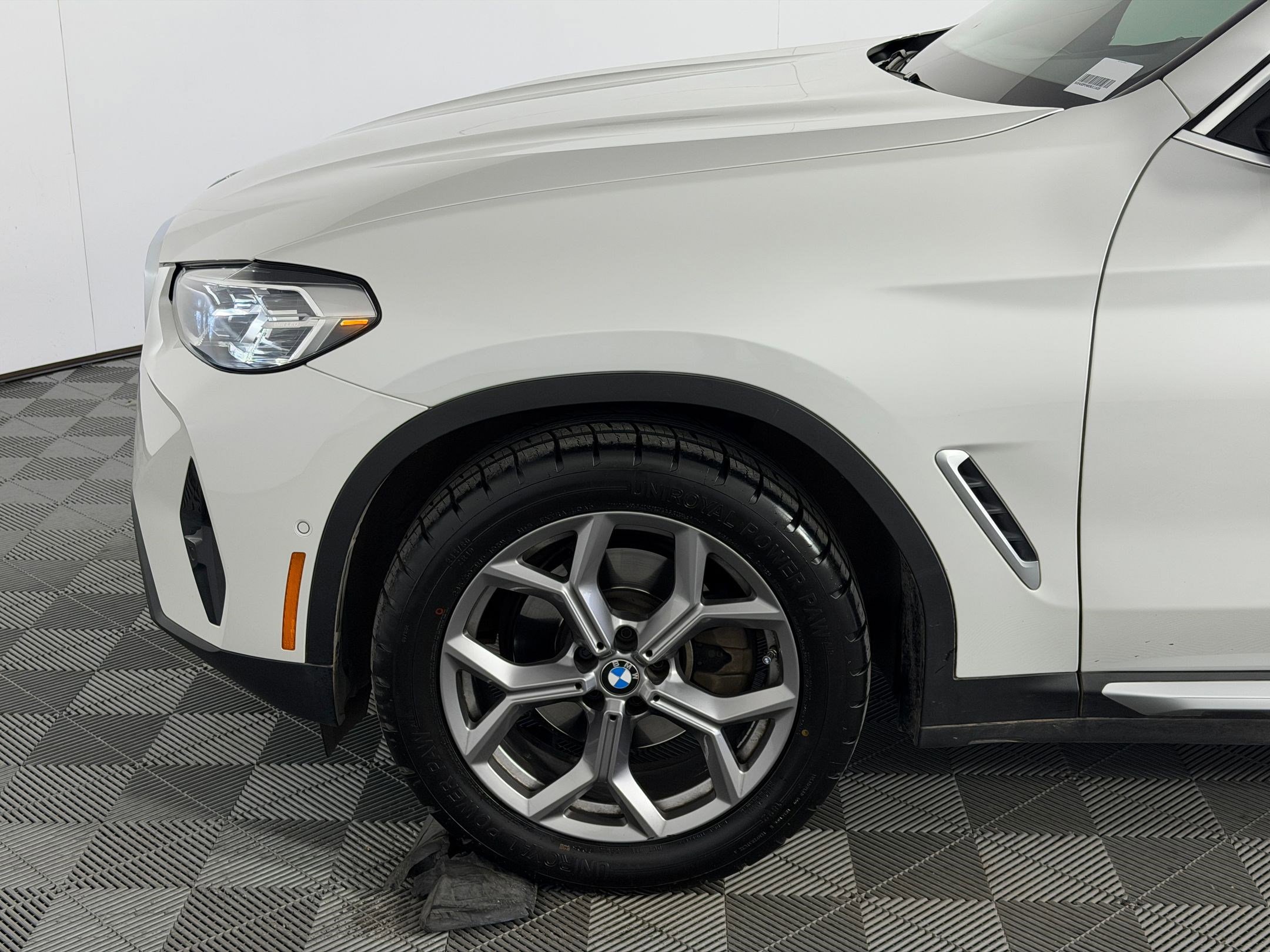 Certified 2024 BMW X3 sDrive30i w/ Convenience Package RWD image 11