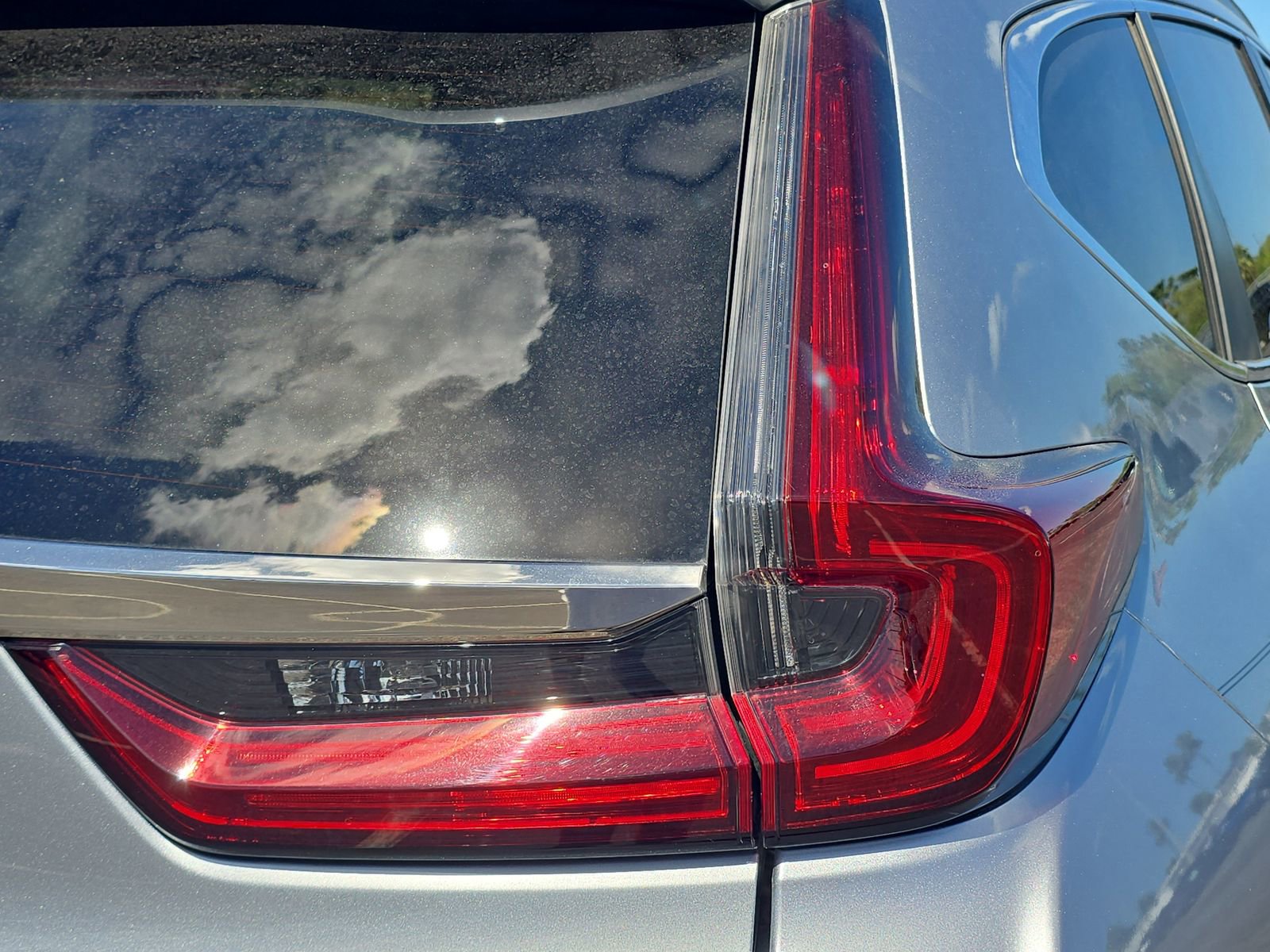 Used 2020 Honda CR-V Touring image 8